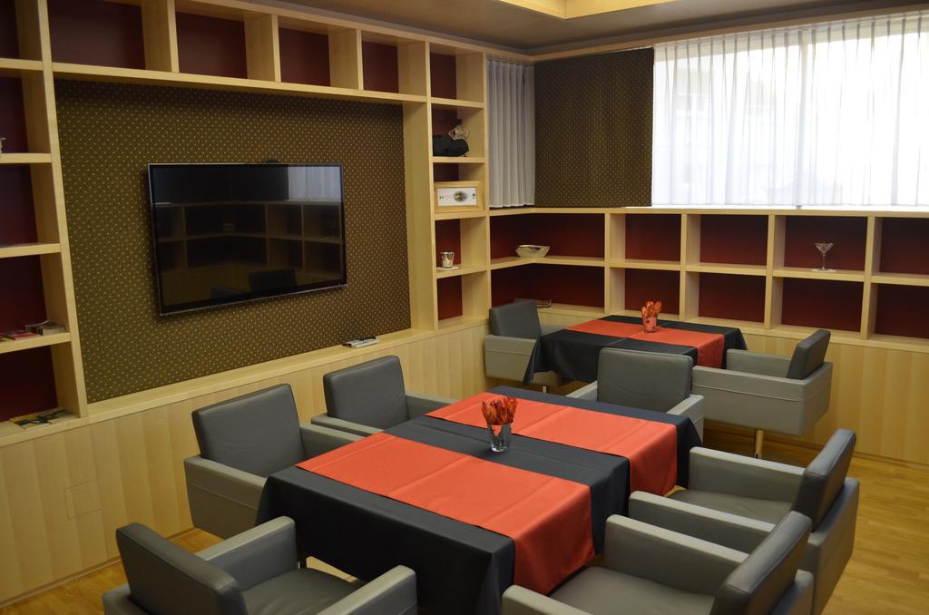 Hotel Jozef Идрия Экстерьер фото