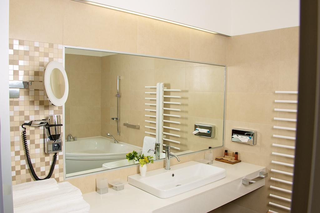 Hotel Jozef Идрия Номер фото