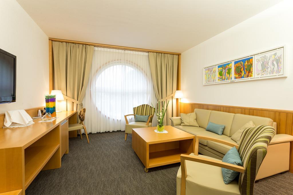 Hotel Jozef Идрия Номер фото